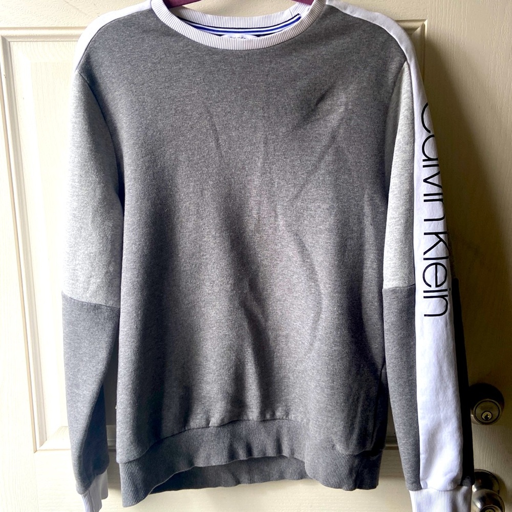 Calvin Klein Mens sweater